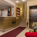 Ibis Styles An Der Oper 3* Berlín